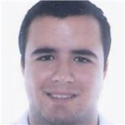 Maestro titulado en Educación Primaria. Con experiencia previa.